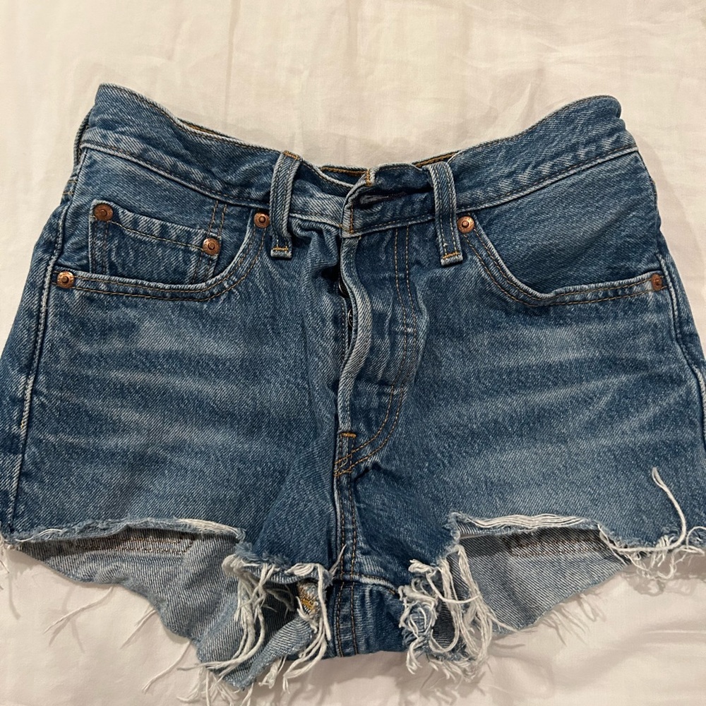 Levi’s 501 denim cutoff shorts